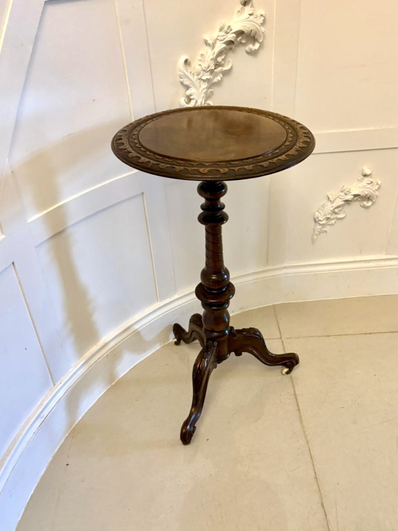 Antique Victorian Quality Carved Burr Walnut Circular Lamp Table - Image 3